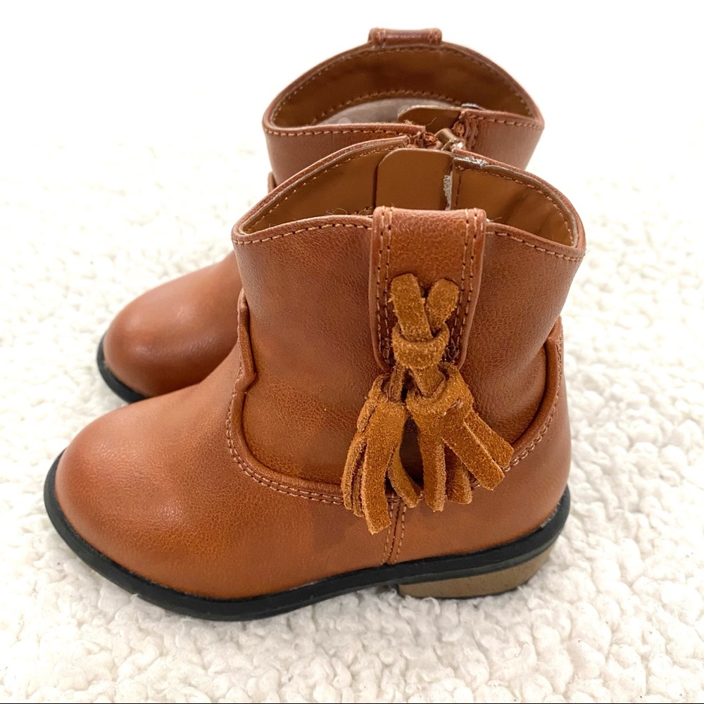 EUC Cat & Jack Theodora Western Boot sz 5 👢